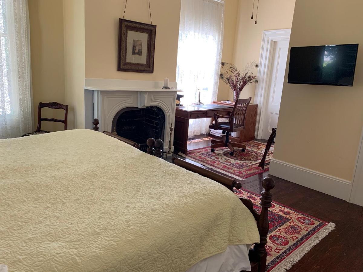 1872 Denham Inn Monticello Esterno foto
