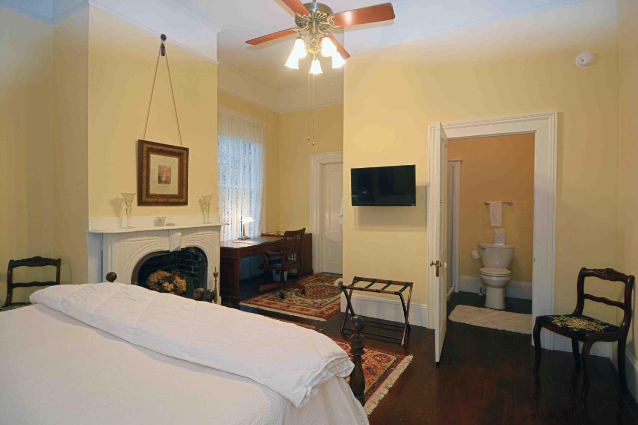 1872 Denham Inn Monticello Esterno foto