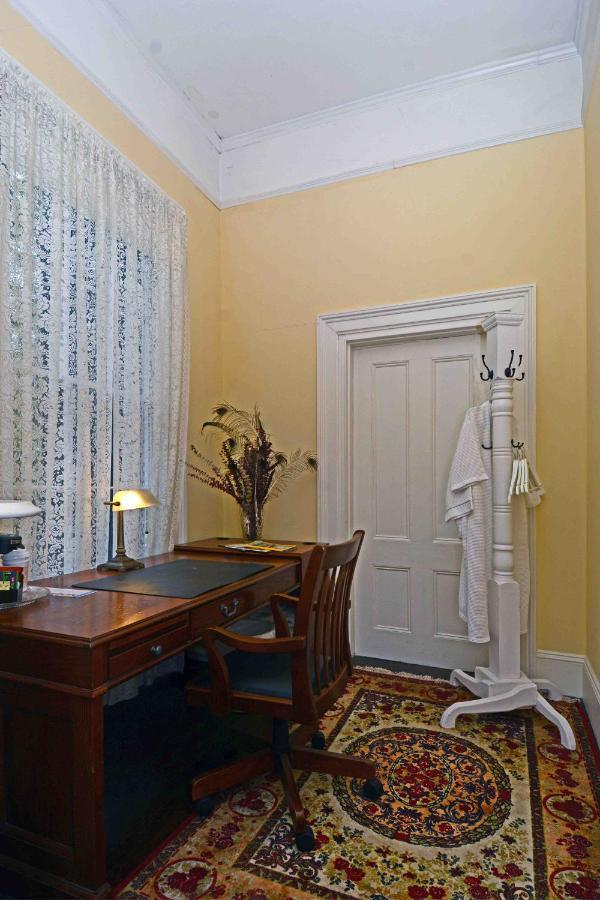 1872 Denham Inn Monticello Esterno foto